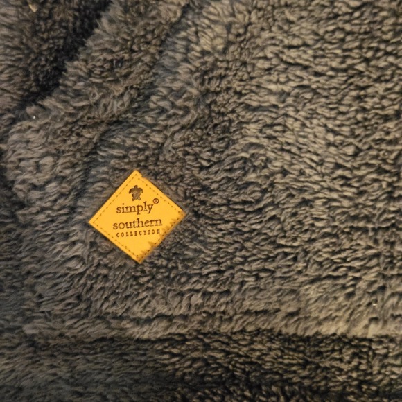 Simply Southern Fleece Pullover Size Large Very Soft - Picture 2 of 5